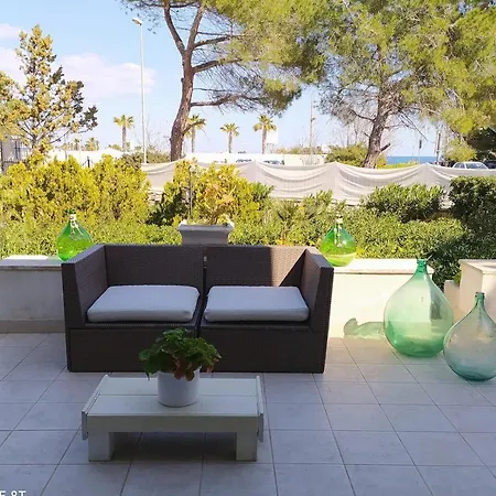 La Prima Casa Полиньяно-а-Маре