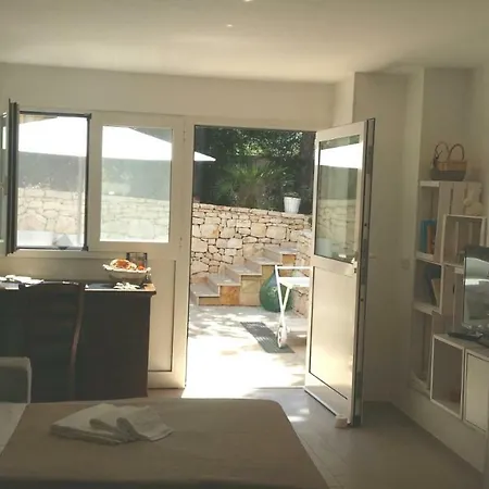La Prima Casa Apartment *